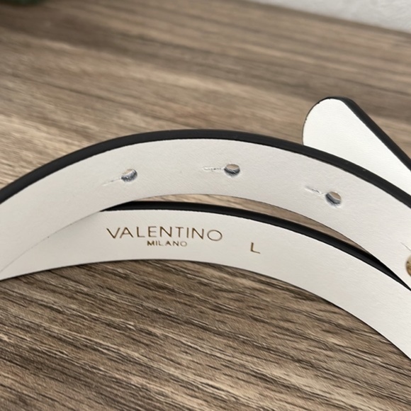 VALENTINO women\'s white /marbled gold belt size L 46\
